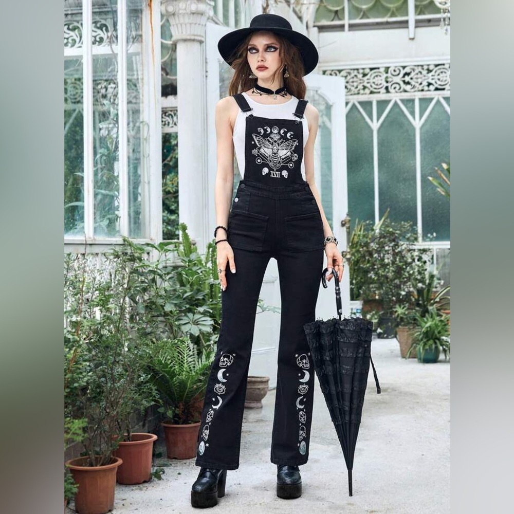 ROMWE Black Gothic Moon Embroidered Denim Overalls